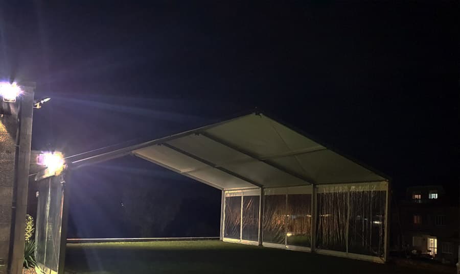 Alquiler y montaje de carpas en Padrón